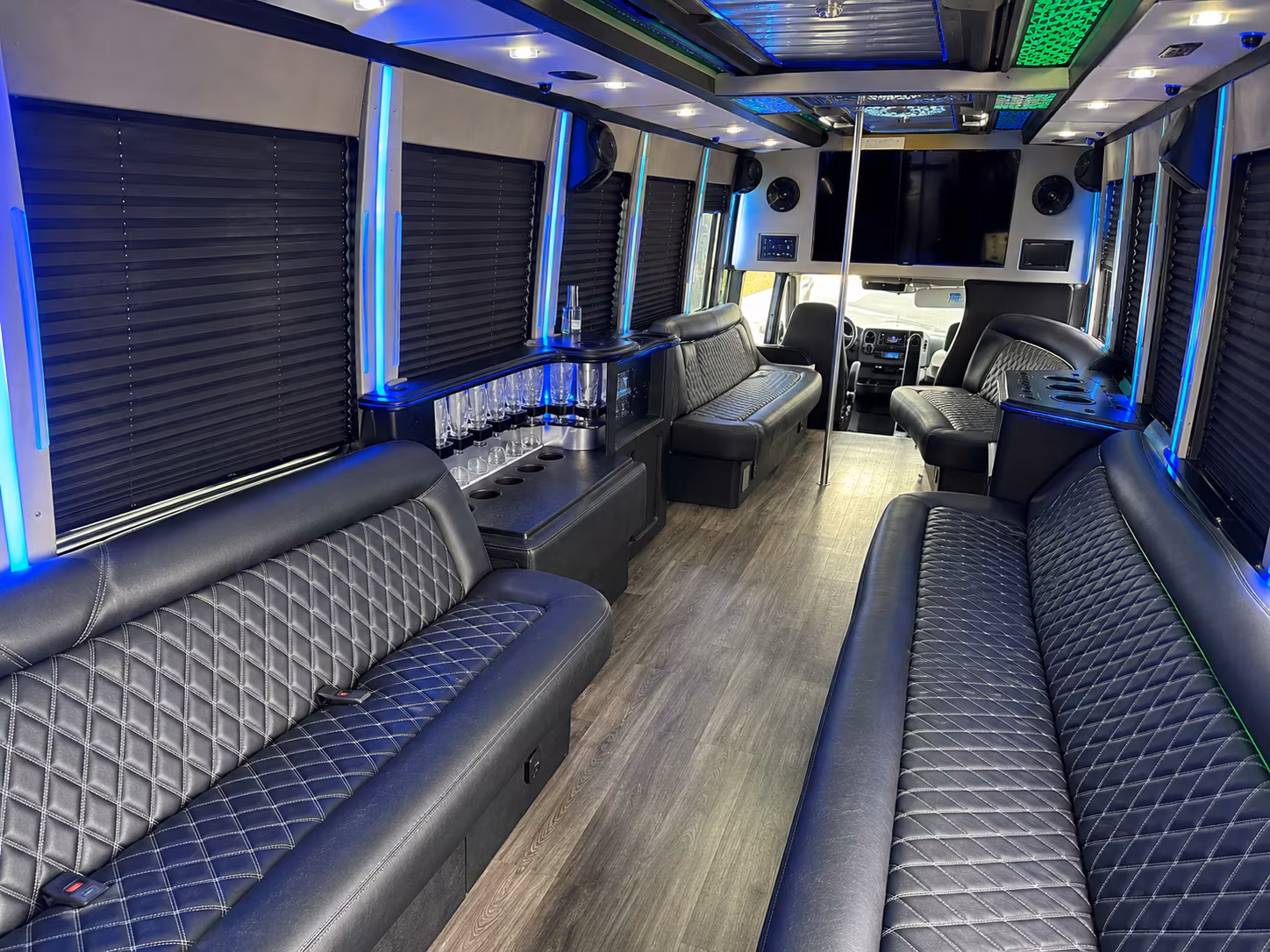 Rent a Bus to UNO Lakefront Arena