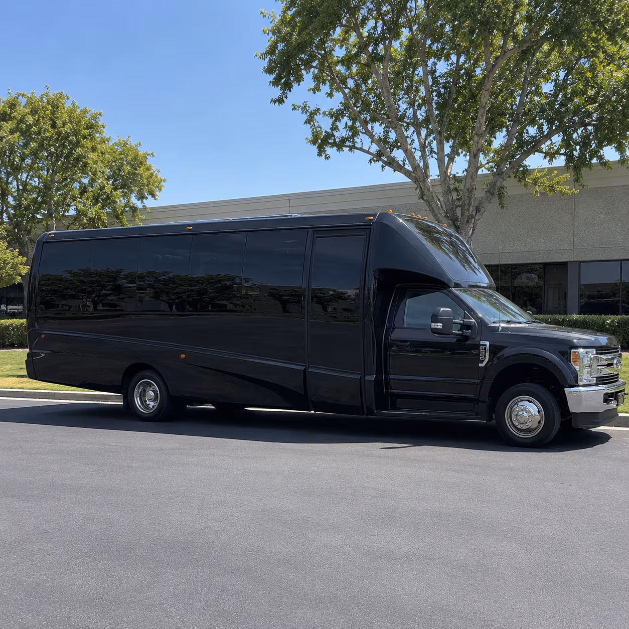 Baton Rouge Winery Tour & Pub Crawl Transportation