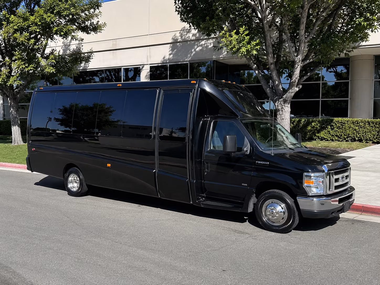 Kenner Homecoming & Prom Party Bus Rentals