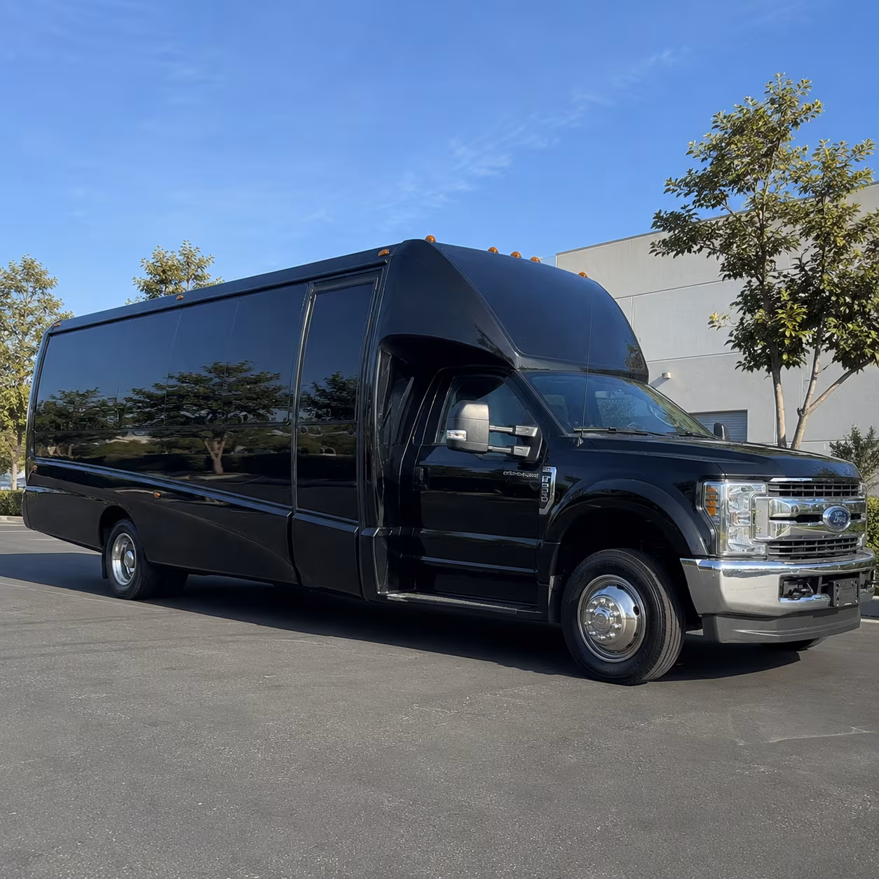 Metairie Homecoming & Prom Party Bus Rentals