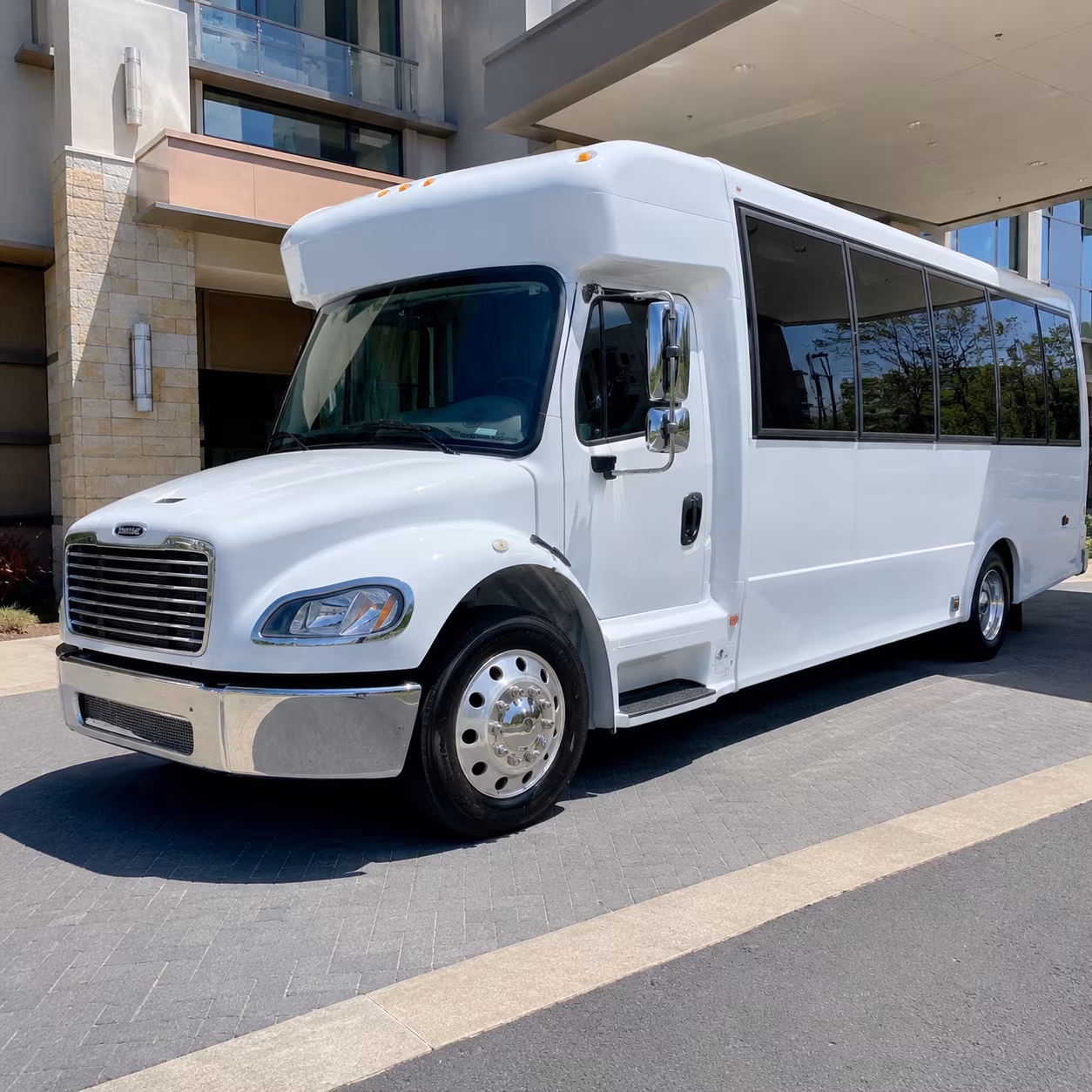 New Orleans Airport Shuttle & Transportation party bus exterior