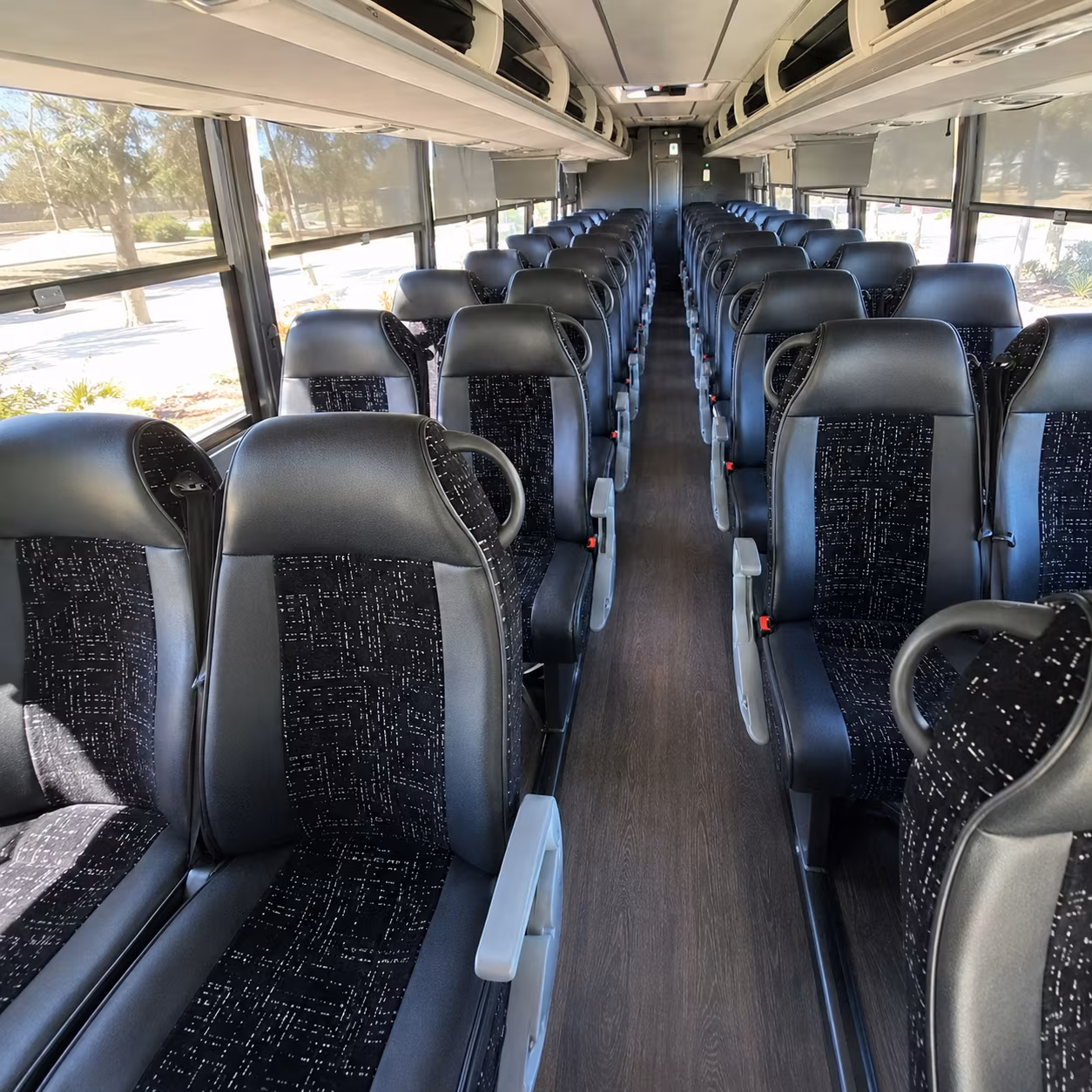 New Orleans Airport Shuttle & Transportation group transportation