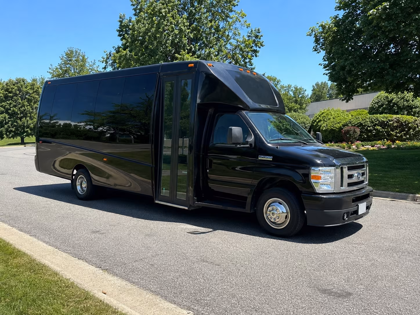 New Orleans Birthday, Sweet 16, & Quinceañera Transportation party bus exterior