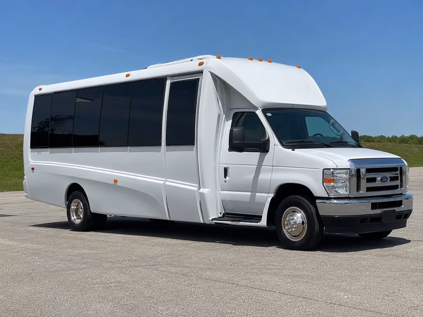 New Orleans Sporting Event Transportation group transportation
