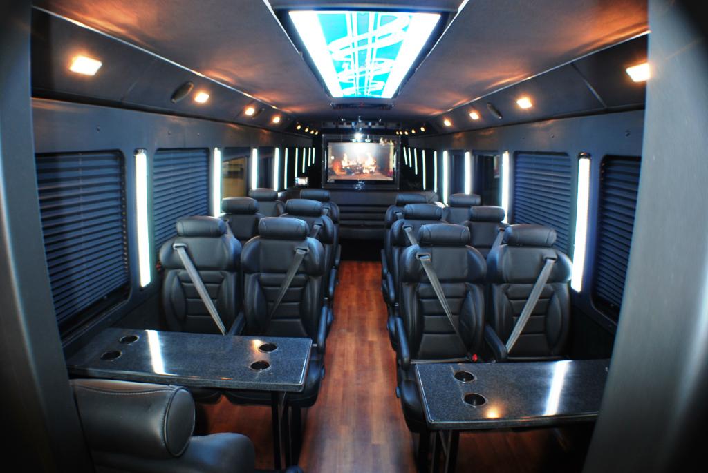 charter bus rentals Pensacola Louisiana